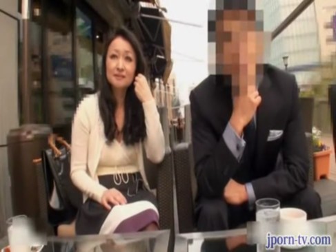 【無修正アダルト動画】うちの妻を犯してください