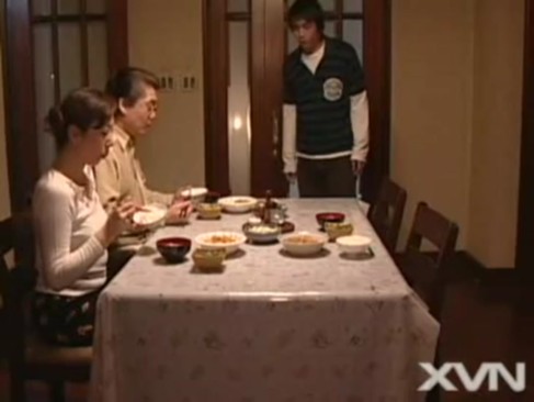 美熟女旦那に絶対服従！ドＭな淫乱おばさまはおまんこがドロドロ！
