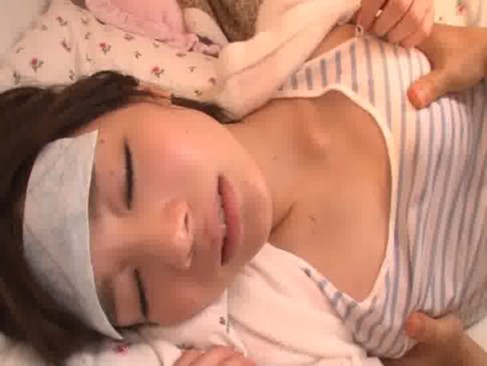 無修正　妻ちゃんが熱で寝込んでたんで看病ついでにＳＥＸしてしまいまして・・・