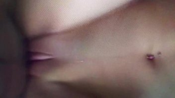 無修正　中出ししてとせがむ素人パイパン若奥様です。