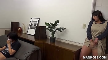 無修正　下着を盗まれおまんこ濡らす変態巨乳人妻です。